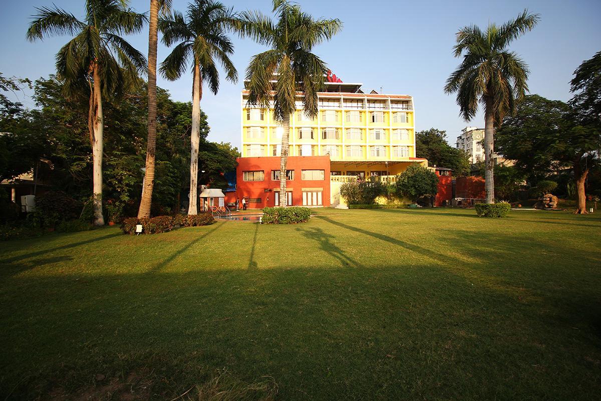 Cama Rajputana Club Resort Abu Zewnętrze zdjęcie